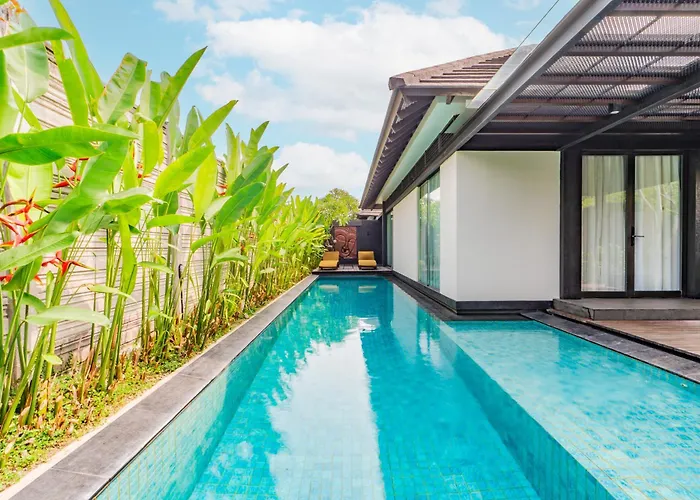 Javana Royal Villa Seminyak
