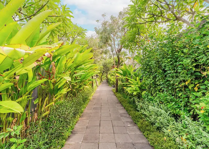 Villa Javana Royal *